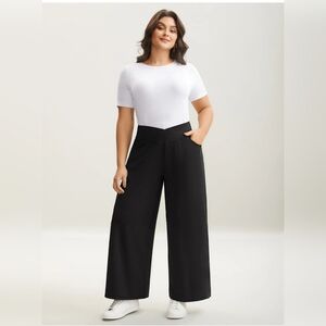 BLOOMCHICH NWT Crossover Waist Very Stretchy Wide-Leg Pants - US 16 - 20